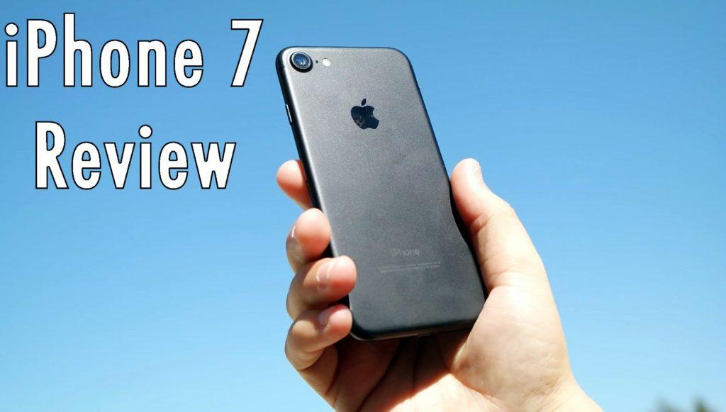 Apple iPhone 7 Review: The Last Small Premium Smartphone