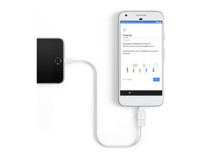 The Quick Switch Adapter helps you transfer your data to a Google Pixel