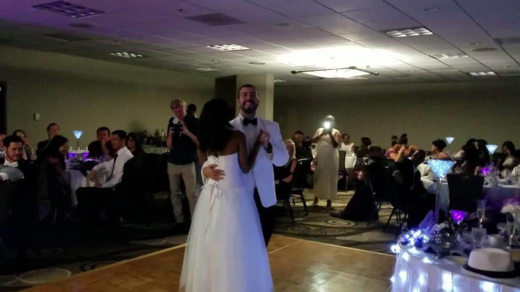 Android Guy Wedding | 1st Dance