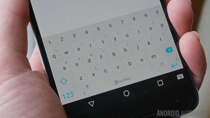 Type in 5 different languages at once with latest SwiftKey Beta