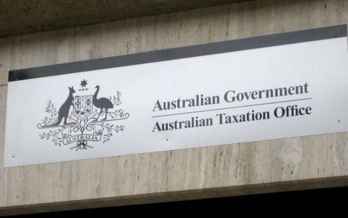 Австралийская налоговая отслеживает инвестиции в криптовалюты