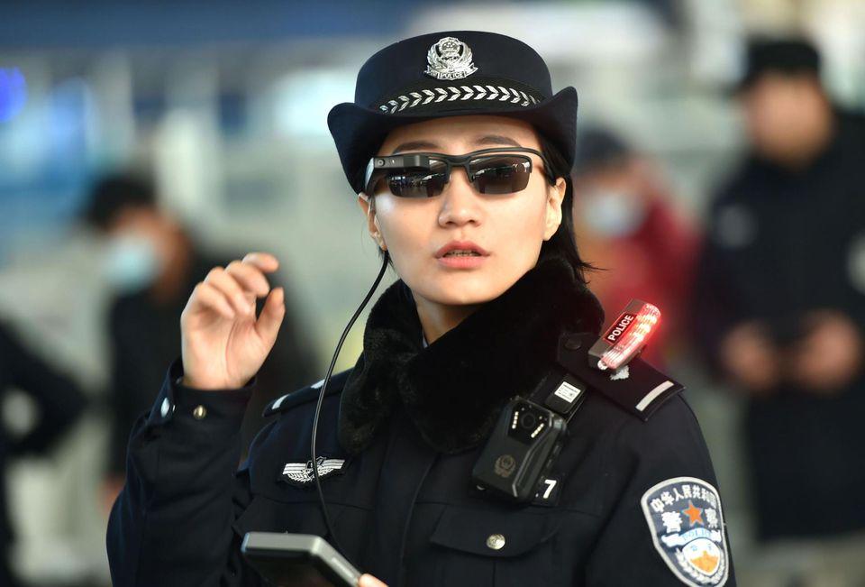 Приватность в Китае: преступника поймали на концерте в 50 тыс. человек с помощью системы распознавания лиц