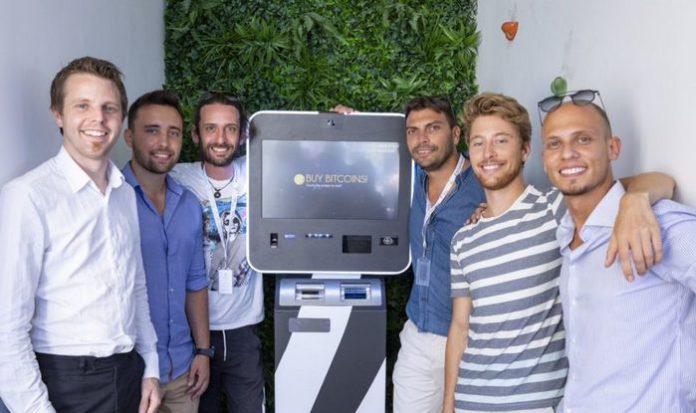 На Мальте установили первый двусторонний биткоин-банкомат