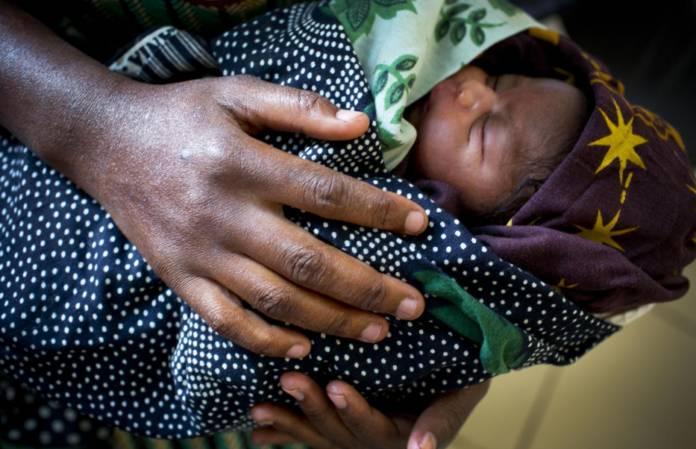 В Танзании начали регистрировать новорожденных на блокчейне
