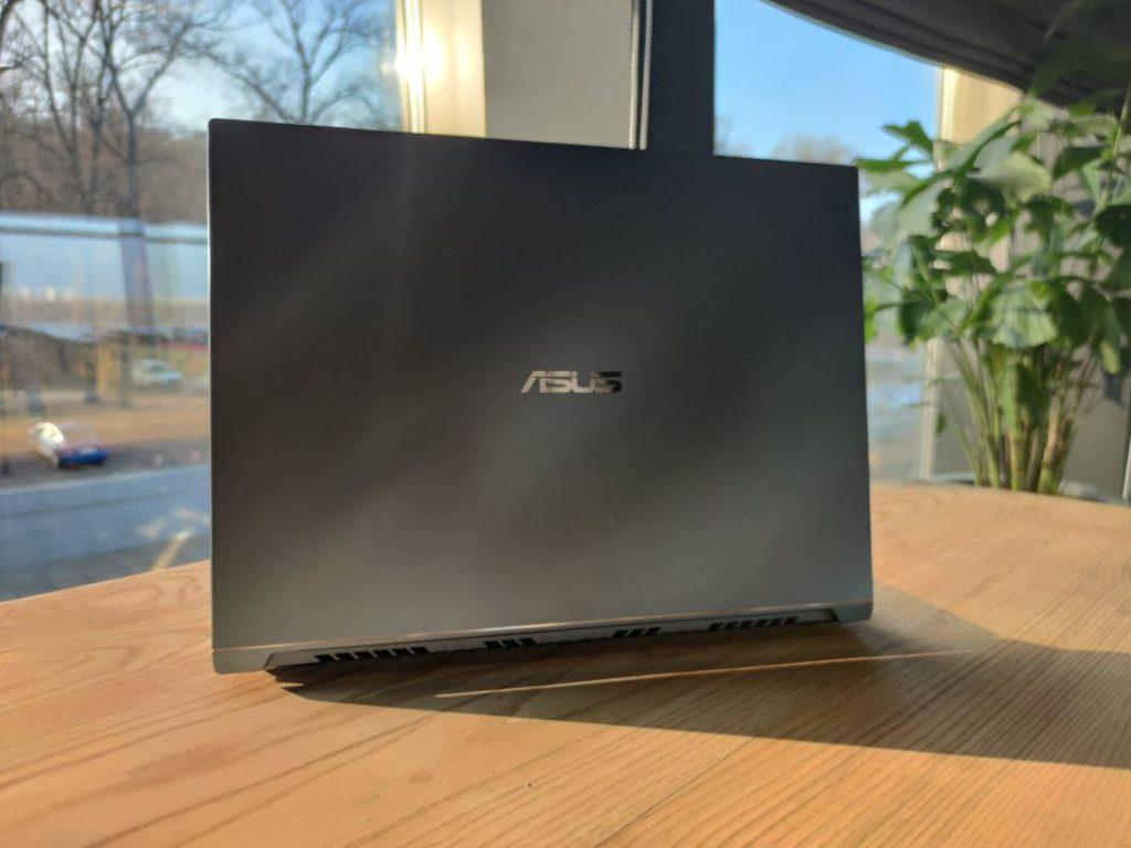 ASUS представила в Украине ноутбуки линейки ProArt StudioBook