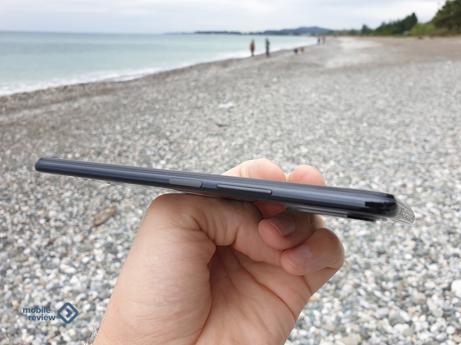 Обзор Xiaomi Mi 11 Lite 5G: абсолютно другой смартфон