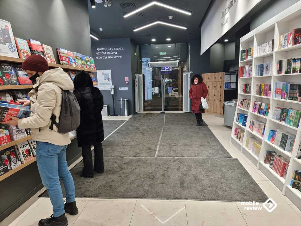 Флагманский книжный магазин на Невском — уроки для розницы